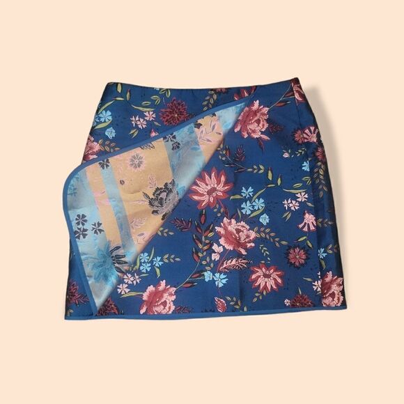 Ann Taylor Loft Faux Wrap Floral Tapestry Skirt Size 8 - Picture 2 of 4